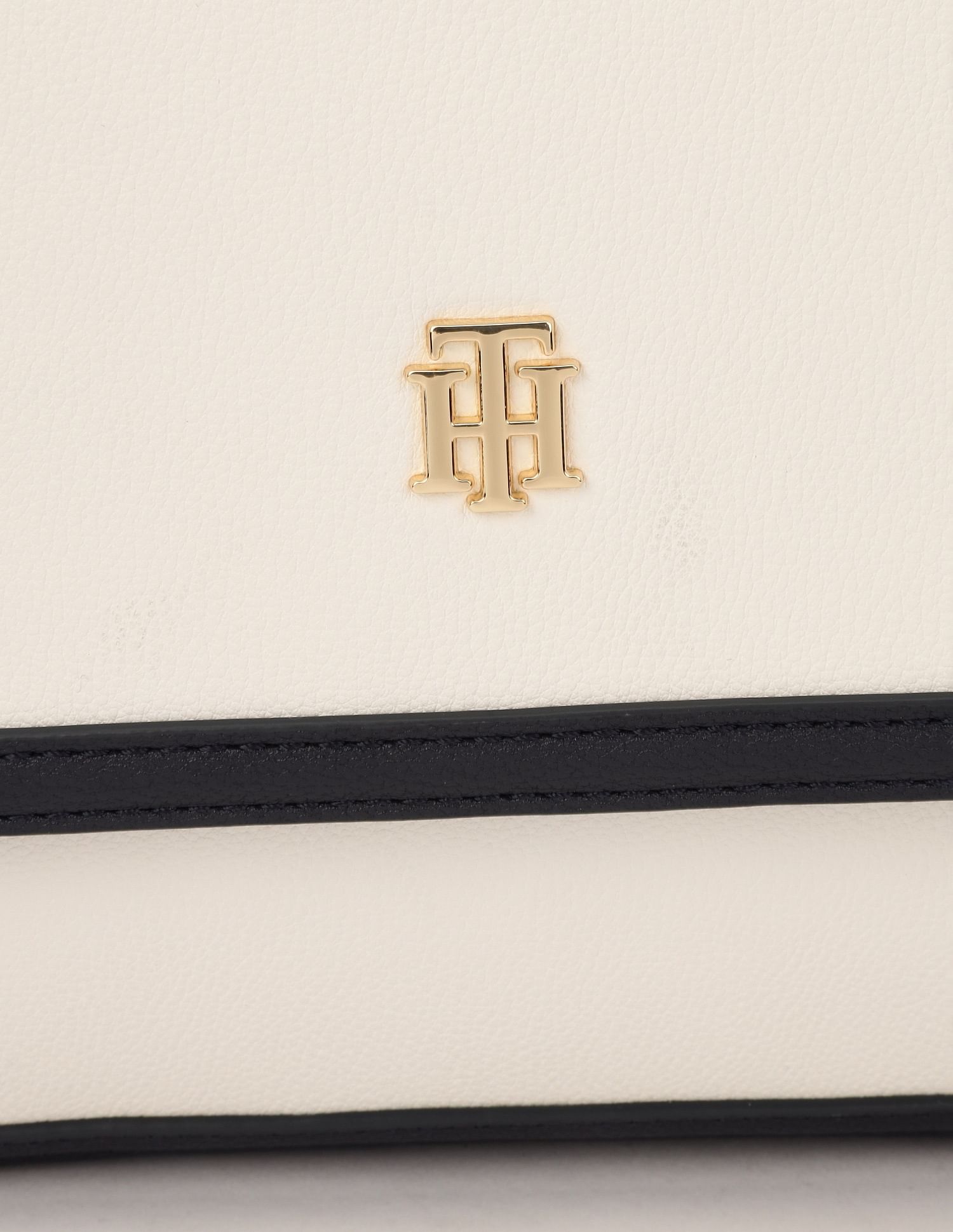 Tommy Hilfiger Solid Blue Pu Sling Bag
