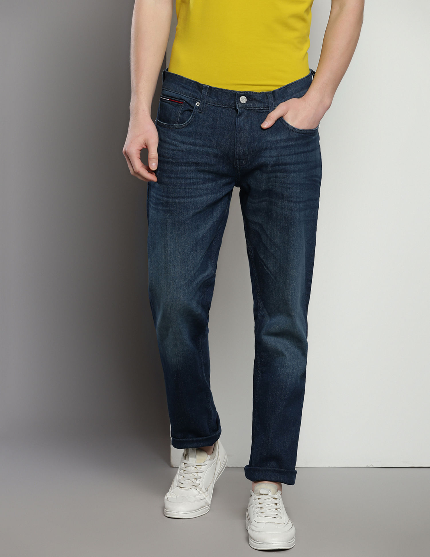 Tommy Hilfiger Mid Rise Ryan Straight Fit Jeans
