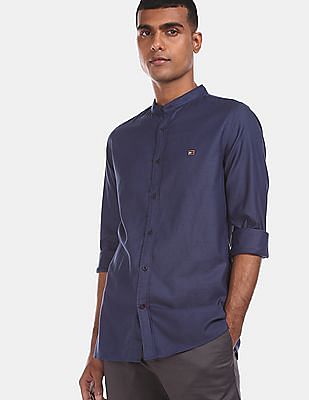 Tommy Hilfiger Men Blue Regular Fit Mandarin Collar Casual Shirt