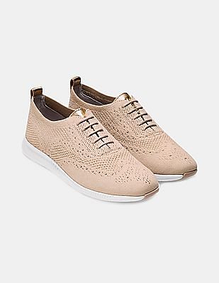 セール☆COLE HAAN Menlo Skimmer（ベージュ） Amazon.com | Cole Haan Women's Menlo Skimmer Pump, Black
