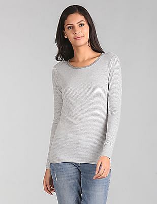 gap featherweight tee