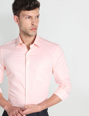 Arrow Men Shirts - Buy Arrow Shirts for Men Online In India | NNNOW