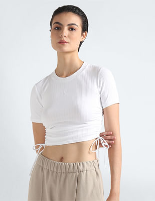 Buy Calvin Klein Women T-Shirts Online in India - NNNOW