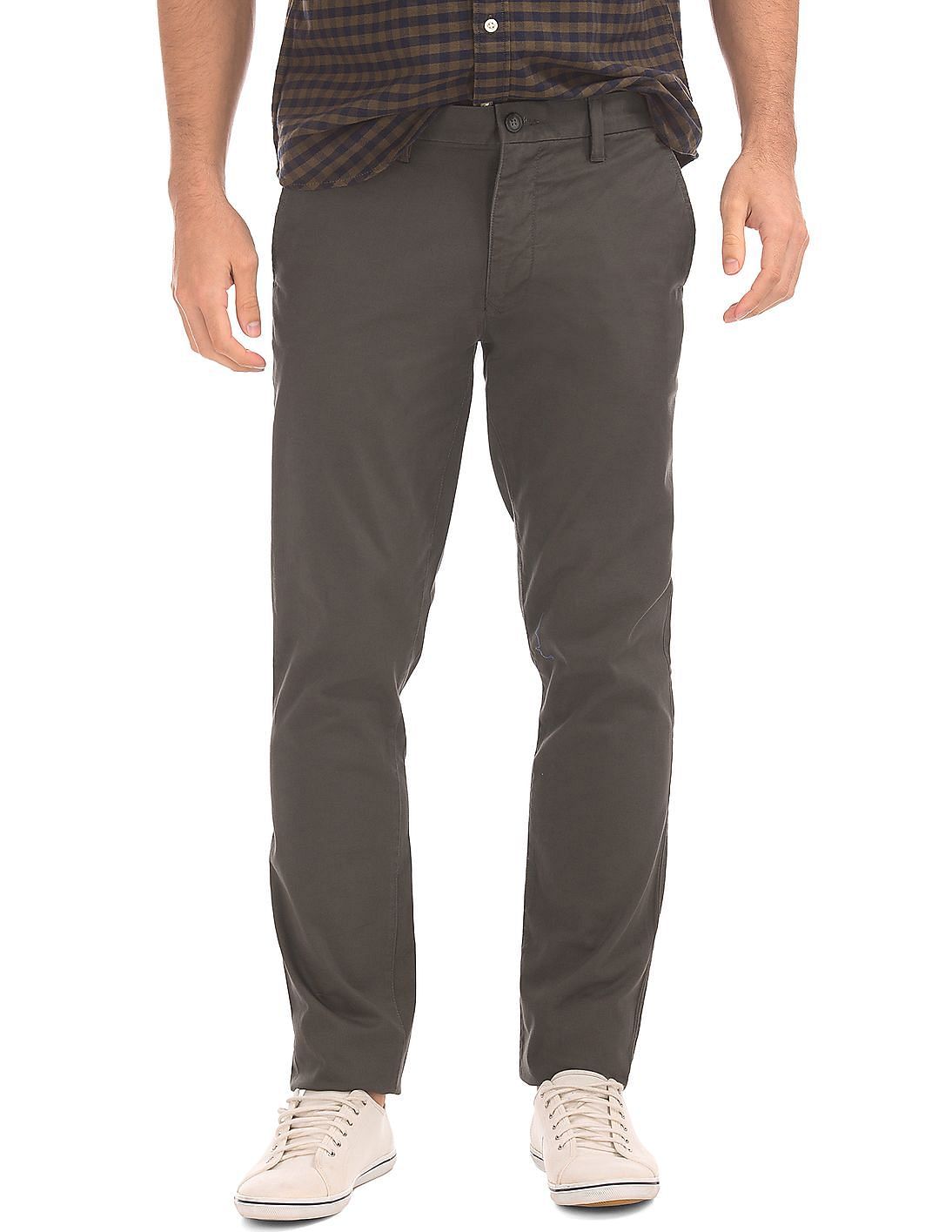 Buy GAP Men Grey Flat Front Skinny Fit Trousers - NNNOW.com