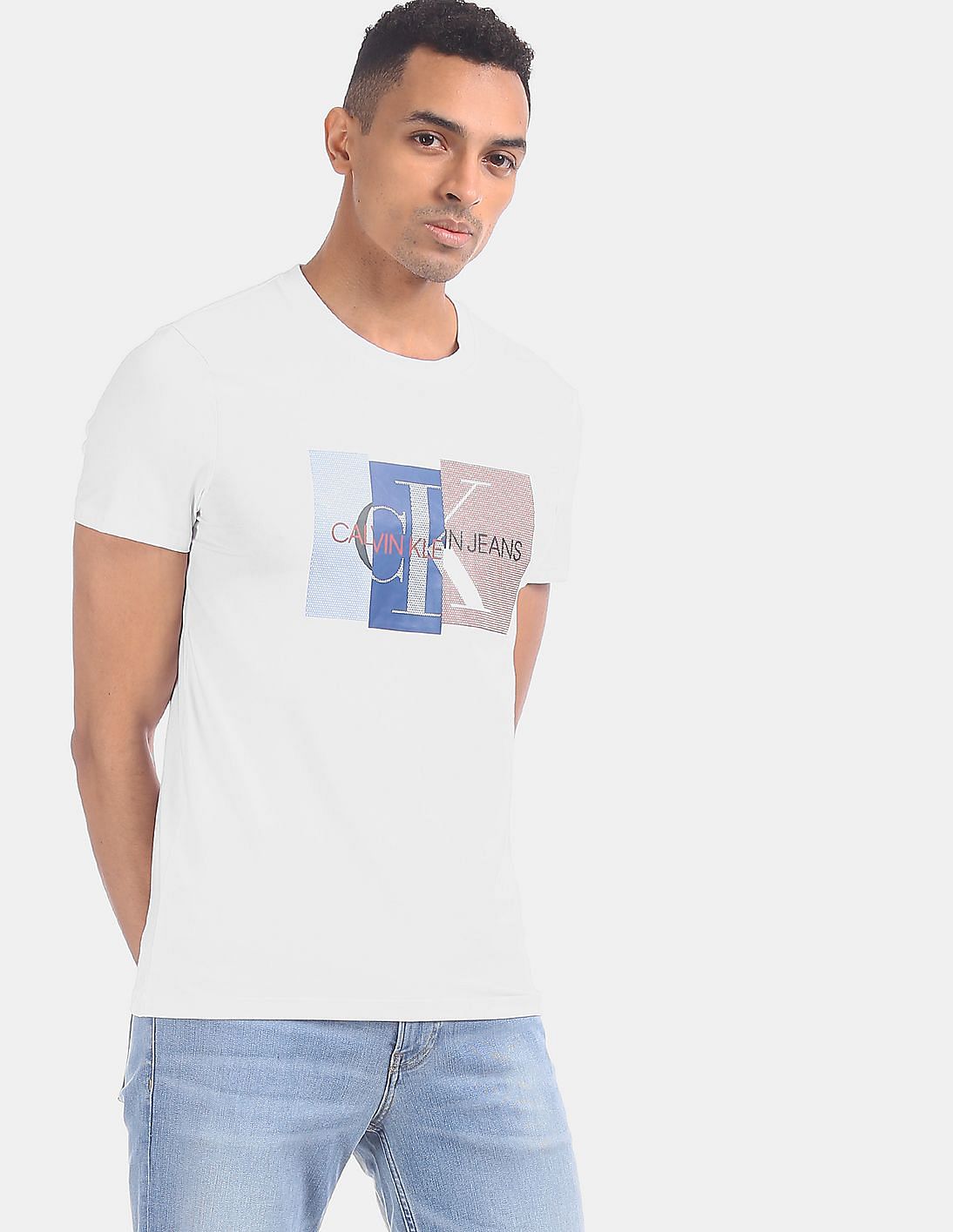 Buy Calvin Klein Men White Slim Fit Crew Neck Block Logo T-Shirt ...