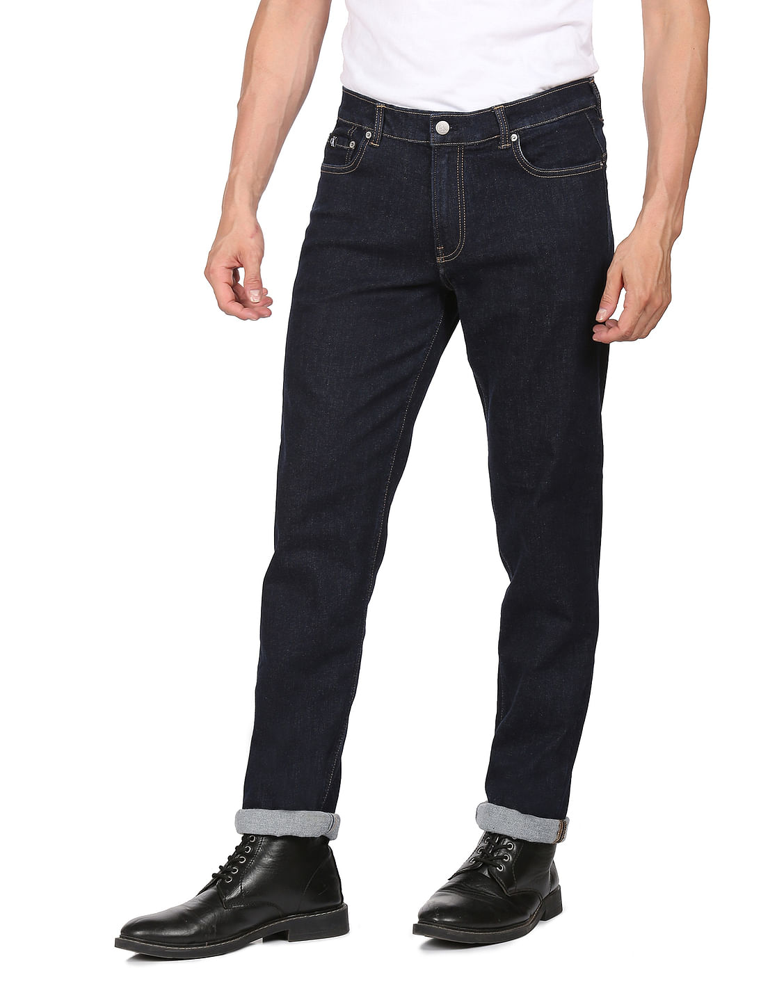 Buy Calvin Klein Jeans Men Mid Blue Slim Fit Rinsed Jeans - NNNOW.com