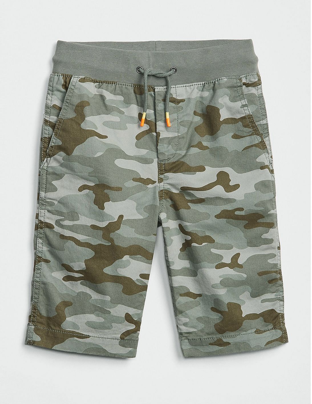 gap camouflage shorts