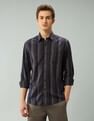 Arrow Sport Manhattan Slim Fit Vertical Striped Shirt