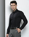 Tommy Hilfiger Men Black Giza Textured Dobby Formal Shirt